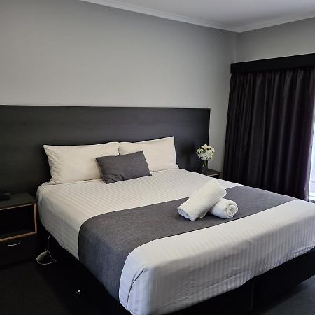Beachway Motel Ulverstone Exterior photo